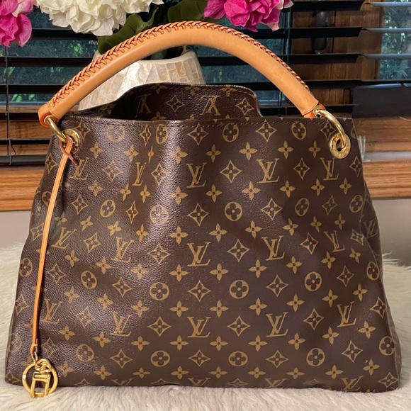 HOLD🔥Authentic LOUIS VUITTON Monogram Artsy MM Bag - Picture 9 of 16